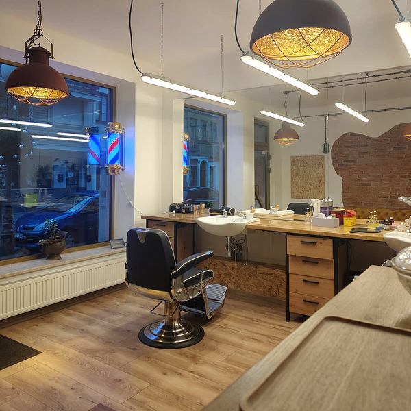 Zdjęcie na okładce dla Dzie-Dzik Barbershop - Fryzjer Męski